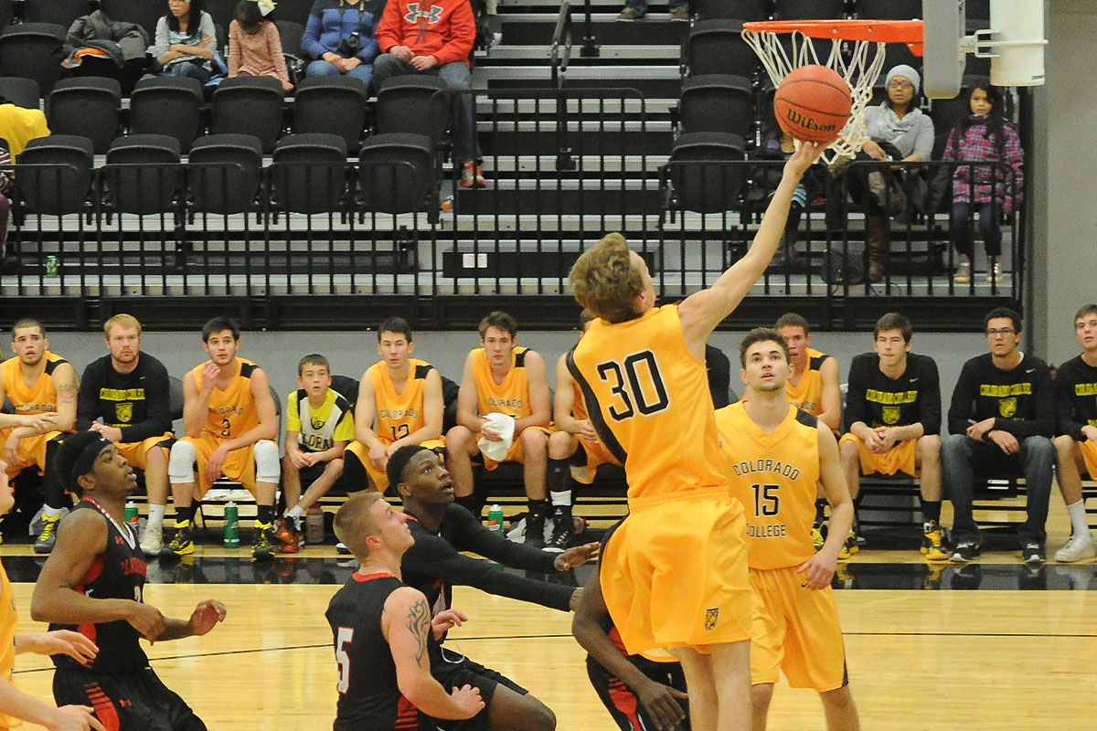 Tiger Basketball Team to Sign 9YearOld Cub • Colorado College